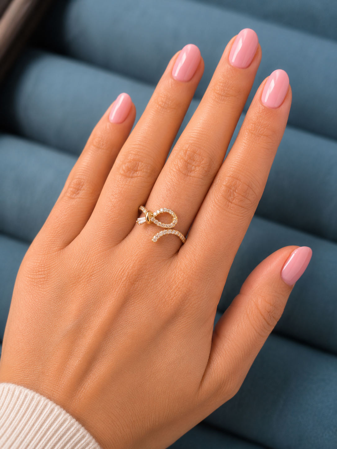Eterna Twirl Diamond Ring