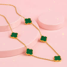 Green Clover Necklace