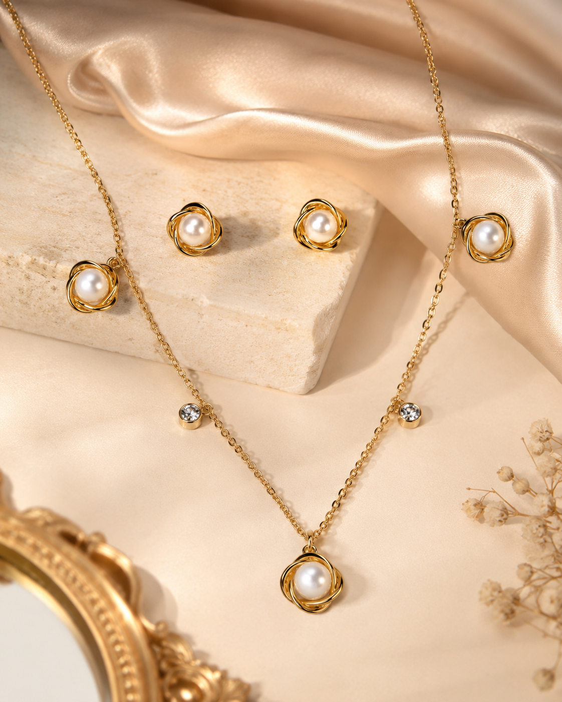 Pearléa Luxe Pearl Necklace Set