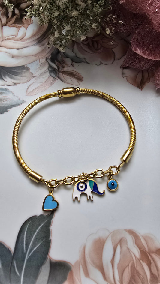 Charm bracelet