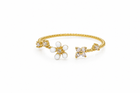Lunéa Floral Crystal Ring