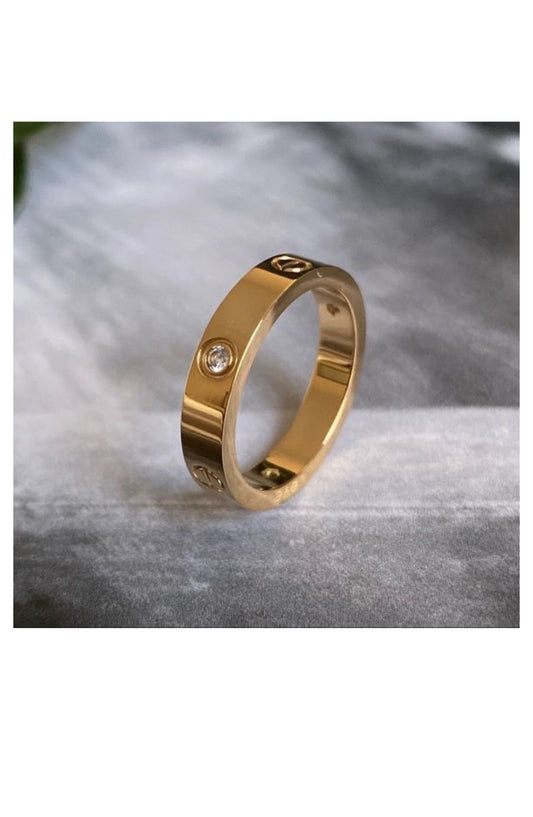 Aurelia Signature Solitaire Ring
